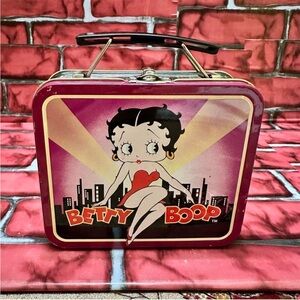 Betty Boop Retro Red and Purple tin